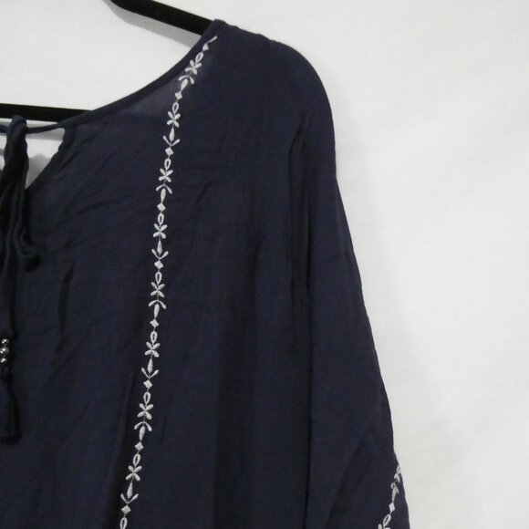 TORRID | size 1 | Navy Blue Embroidered Bohemian Blouse - Picture 5 of 16
